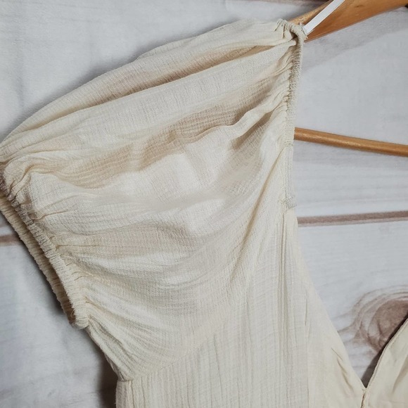 Lulus Dress Womens Size Small Cream Lace Puff Sleeve Ruffle Mini Short Woven - Picture 9 of 13